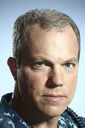 foto do ator Adam Baldwin