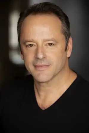 foto do ator Gil Bellows