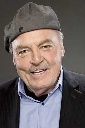 foto-ator-Stacy Keach