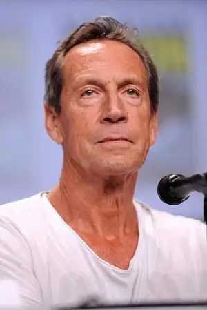 foto do ator Jonathan Hyde